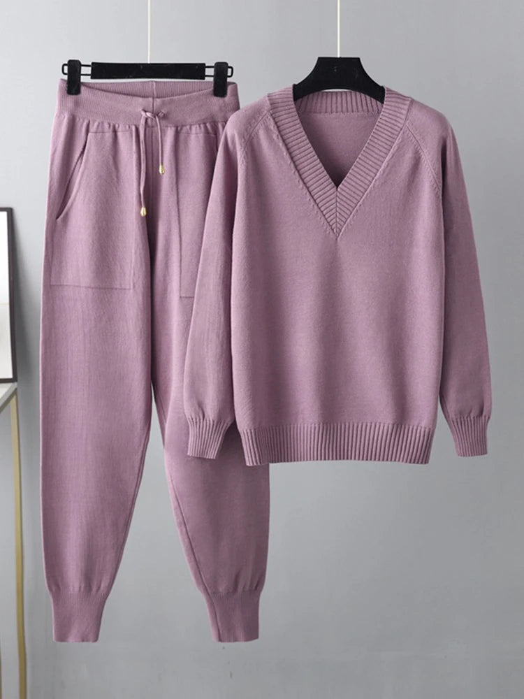 GVUW Knitted Women 2 Pieces Set Women V Neck Full Sleeve Sweater + Pencil Pants Solid Color New Female Clothing