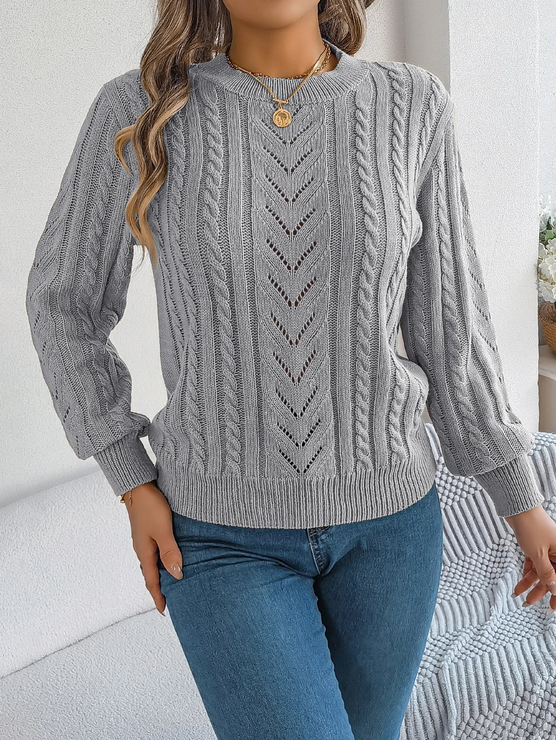 Autumn and Winter Casual Solid Color O-Neck Hollow Out Long Sleeved Pullover Sweater