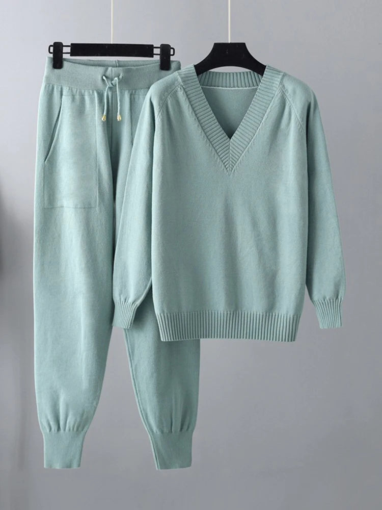 GVUW Knitted Women 2 Pieces Set Women V Neck Full Sleeve Sweater + Pencil Pants Solid Color New Female Clothing