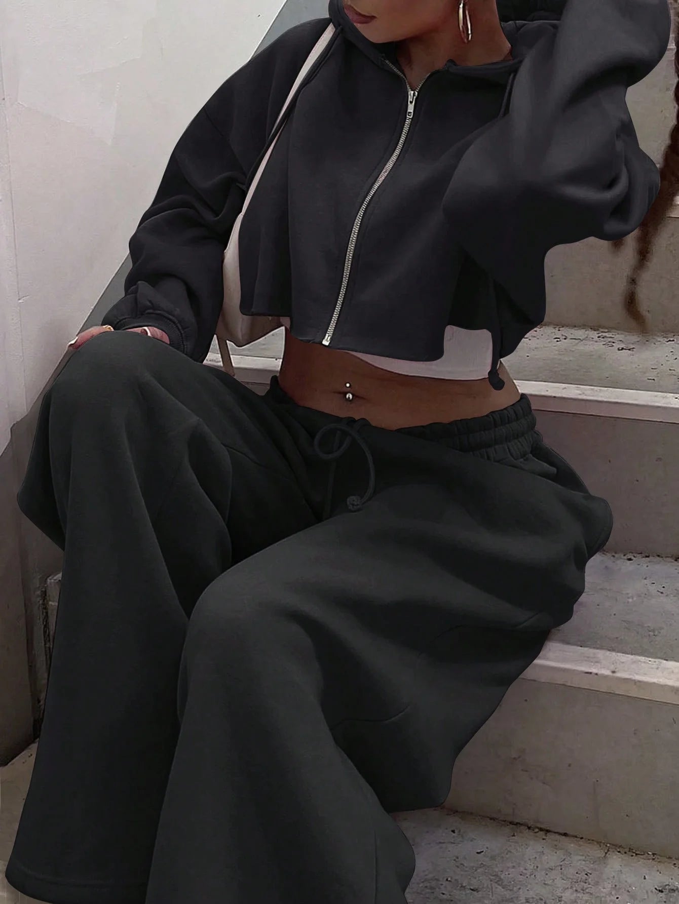 Women Hooded Zip-up Cropped Sweatshirt and Long Pants 2 Piece Sets Autumn Casual Hoodies Sweatpants Suit Tracksuits