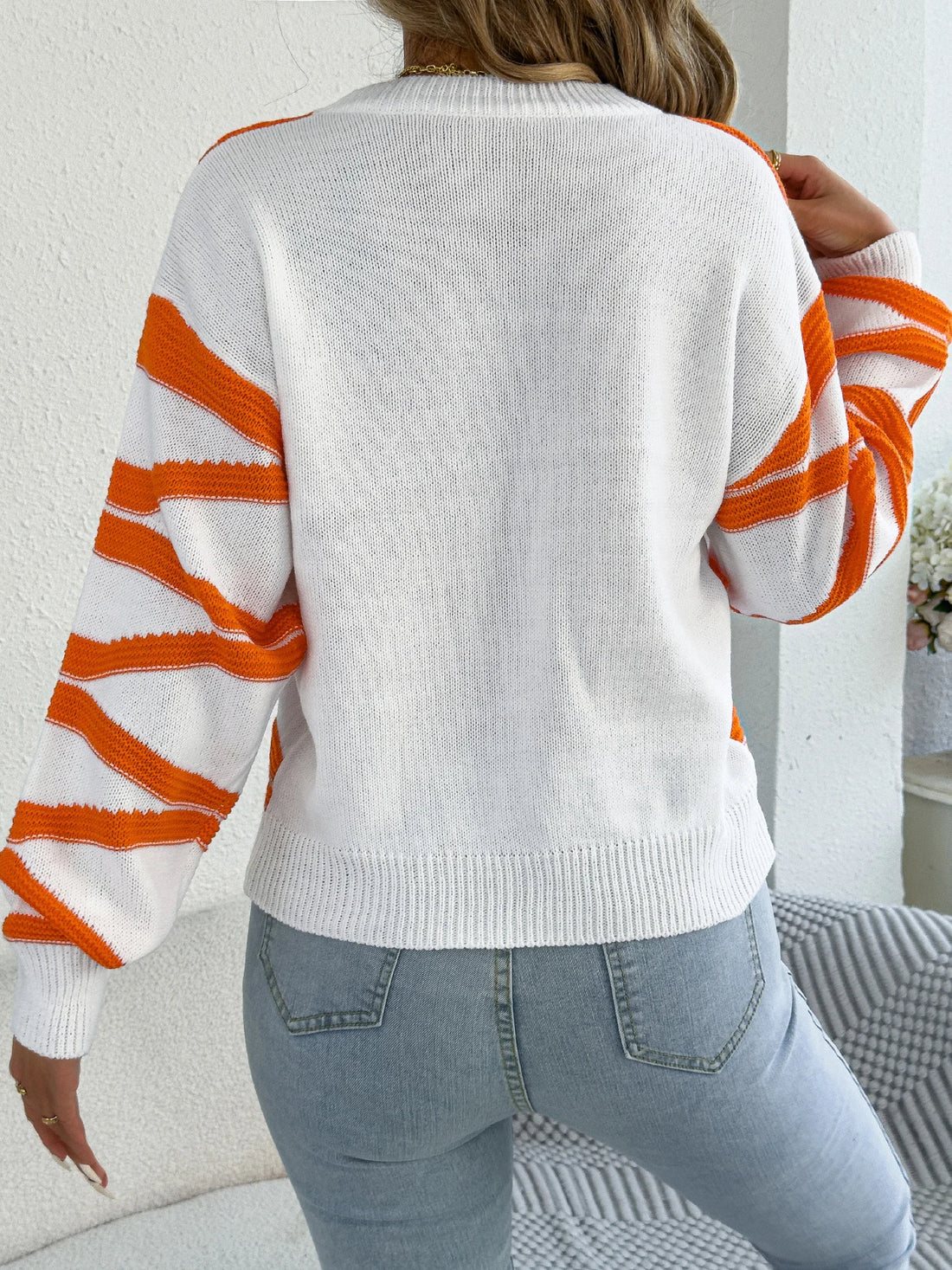 Fashion Contrast Color Striped Sweaters for Autumn Winter Casual Round Neck Lantern Long Sleeve Knitted Tops Women Clothes