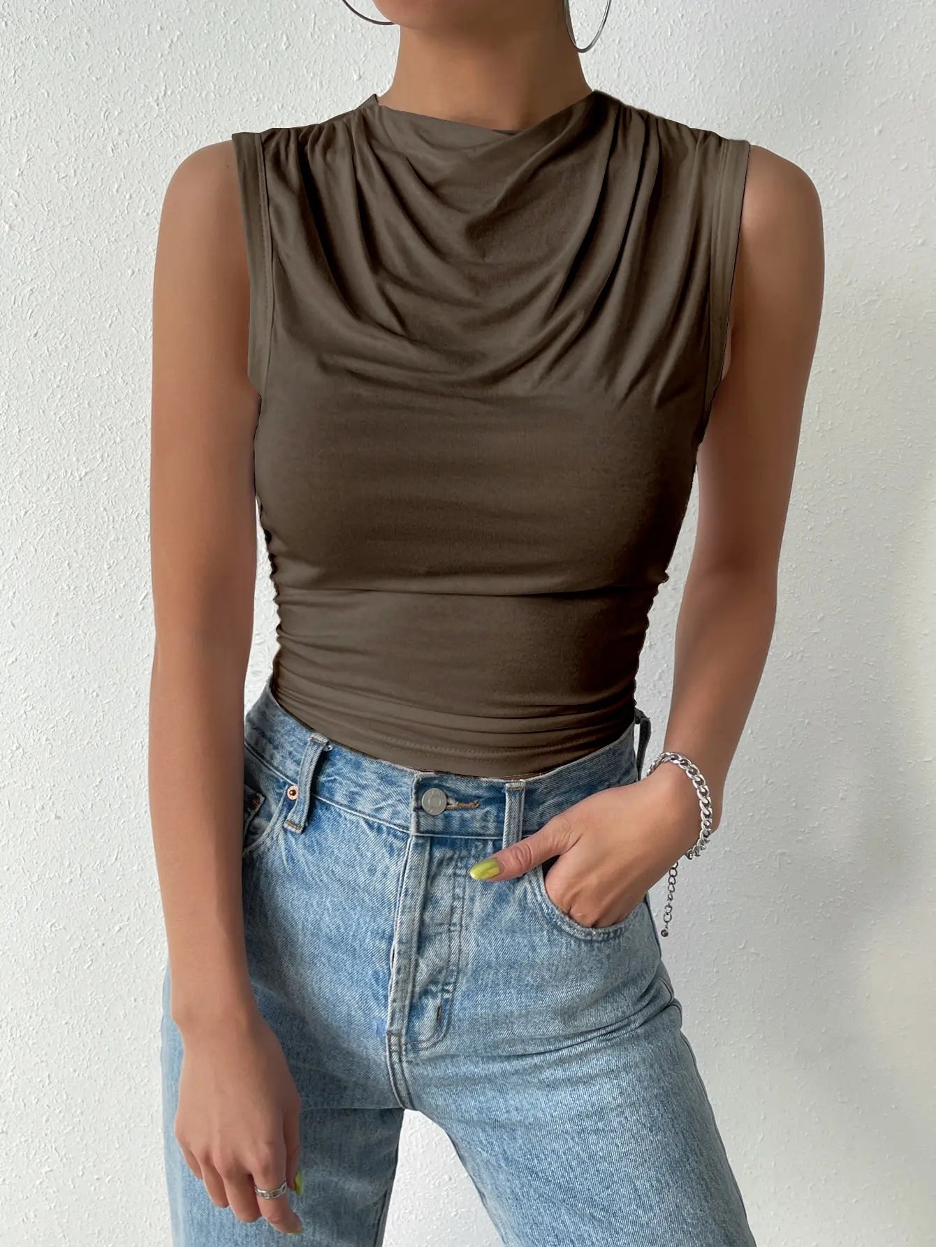 Women's Casual Pleated Design Top Summer Fashion Street Style Solid Color Slim Half High Neck Sleeveless T-Shirt Top